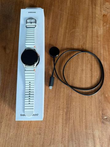 Samsung Watch 7 5G 40mm beschikbaar voor biedingen