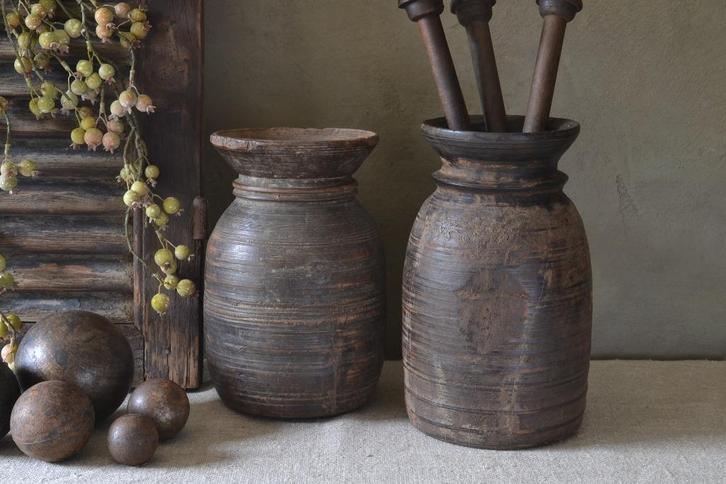 Oude houten Himachal pot Nepalese kruik, Huis en Inrichting, Woonaccessoires | Vazen, Gebruikt, Overige kleuren, Minder dan 50 cm