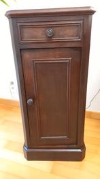 Petite table de chevet ancienne, Enlèvement