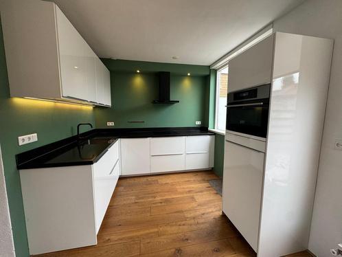 Complete Hoekkeuken Hoogglans Wit + Apparatuur GEDEMONTEERD, Huis en Inrichting, Keuken | Complete keukens, Zo goed als nieuw