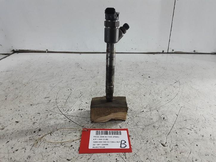 INJECTOR BRANDSTOF 3008 II (M4 / MC / MJ / MR) (9820403480), Auto-onderdelen, Brandstofsystemen, Peugeot, Gebruikt