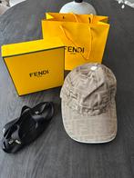 Fendi petje met doos, Verzenden, Zo goed als nieuw, Pet