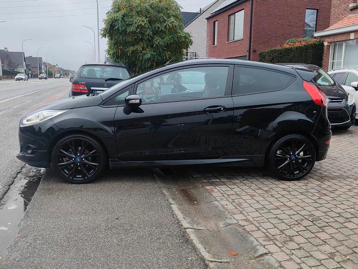 Ford fiesta benzine, Auto's, Ford, Bedrijf, Te koop, Fiësta, Bluetooth, USB, Benzine, Euro 5, Coupé, 3 deurs, Handgeschakeld, Zwart