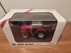 Massey Ferguson 2625 Universal Hobbies, Hobby en Vrije tijd, Ophalen of Verzenden, Nieuw, Tractor of Landbouw, Universal Hobbies