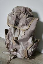 sac à dos de couleur camouflage, Sports & Fitness, Sac à dos, Utilisé, Enlèvement ou Envoi