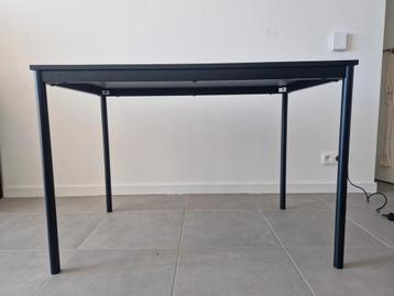 IKEA SANDSBERG Tafel – Zwart, 110x67 cm beschikbaar voor biedingen