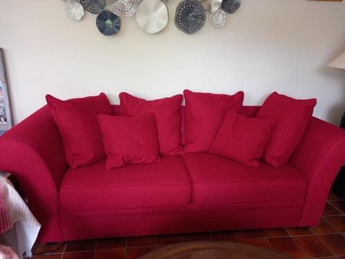 Canapé en tissu rouge trois places, Maison & Meubles, Canapés | Salons, Comme neuf, Trois personnes, Moins de 150 cm, 75 à 100 cm