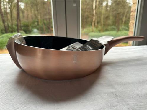 Berlinger Haus flip frying pan Metalic line rose gold 26cm, Huis en Inrichting, Keuken | Potten en Pannen, Zo goed als nieuw, Koekenpan of Braadpan