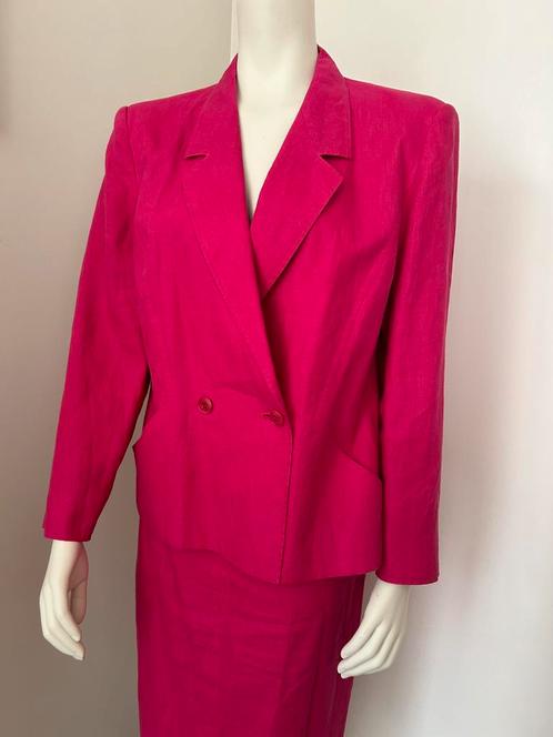 Max Mara fuchsia roze rokpak FR 40, Kleding | Dames, Jasjes, Kostuums en Pakken, Roze