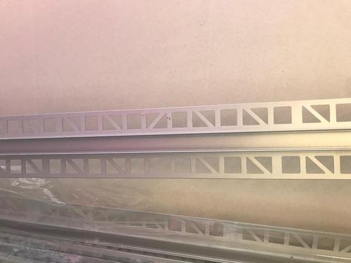 Profiel ledstrip 2m voor binnen of buiten, Doe-het-zelf en Bouw, Plinten en Afwerking, Nieuw, Overige typen, Overige materialen