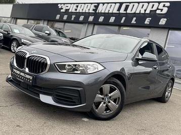 BMW 118 i NAVI / BLUETOOTH / CARPLAY / AIRCO / GARANTIE beschikbaar voor biedingen
