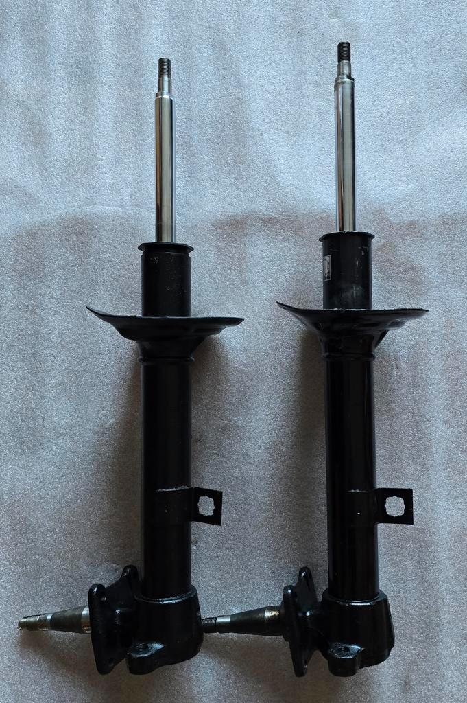 Solution d'amortisseur avant pour Toyota Celica TA22, Autos : Pièces & Accessoires, Suspension & Châssis, Toyota, Neuf, Enlèvement