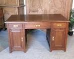 Oude bureau in eik L 125 D 85cm H 75cm, Antiek en Kunst, Ophalen
