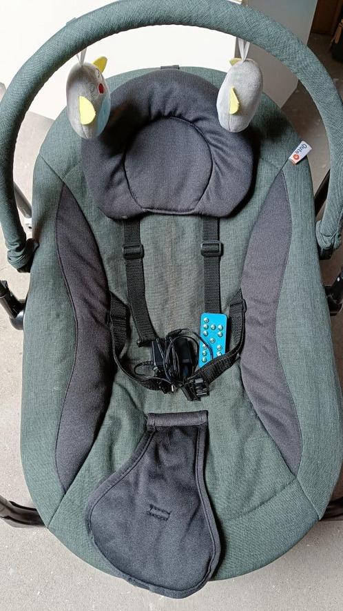 Qute schommelstoel Q-swing, Kinderen en Baby's, Wipstoeltjes, Zo goed als nieuw, Schommelstoel, Overige merken, Met gordel(s) of riempje(s)