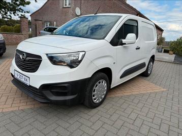 Opel combo euro 6 noeuwe staat beschikbaar voor biedingen