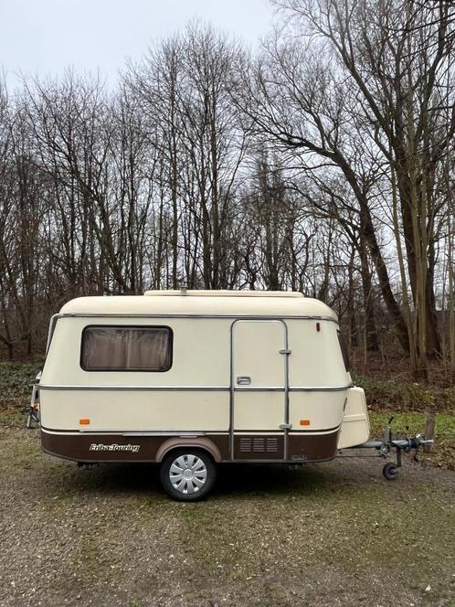 Vintage caravan Eriba Touring Familia (1987), Caravans en Kamperen, Caravans, Particulier, tot en met 3, 500 - 750 kg, Treinzit