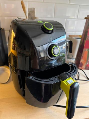 Airfryer Cecotec (pour une personne ou petites portions). beschikbaar voor biedingen