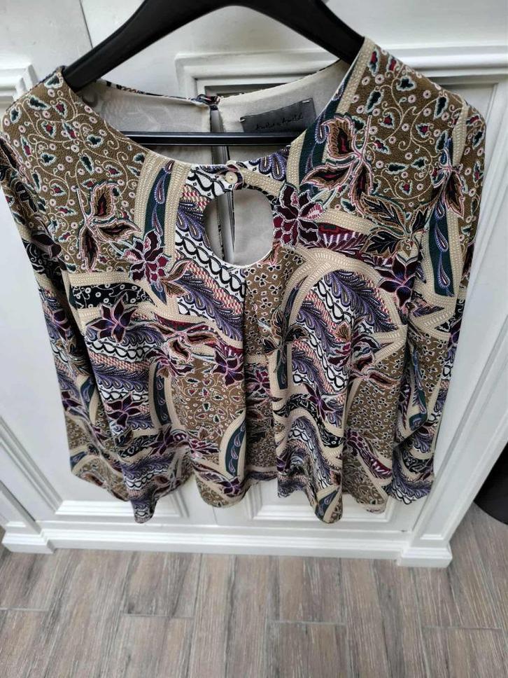 Bloesje van Amélie&Amelie, Kleding | Dames, Blouses en Tunieken, Zo goed als nieuw, Maat 38/40 (M), Paars, Ophalen of Verzenden
