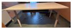 Witte bureau, Huis en Inrichting, Bureaus, Ophalen, Zo goed als nieuw, Bureau
