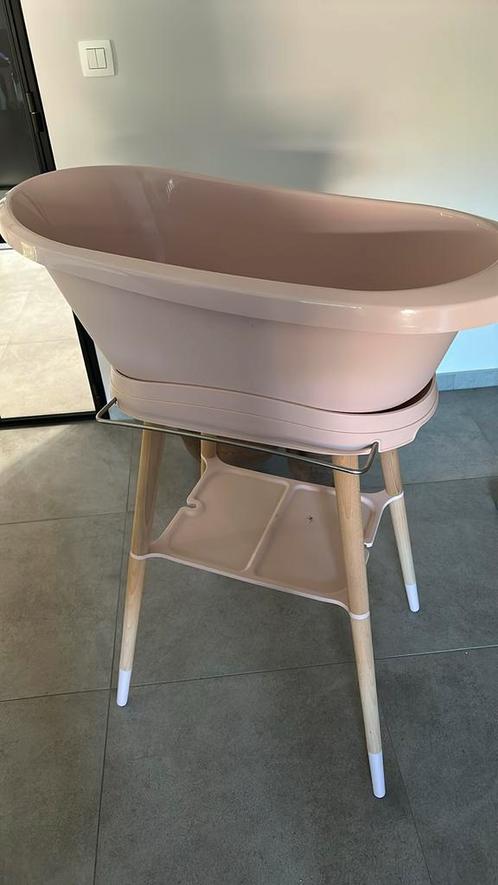 Bébé-Jou Babybadje op staander, Kinderen en Baby's, Badjes en Verzorging, Zo goed als nieuw, Badje, Bébé-jou, Standaard, Ophalen
