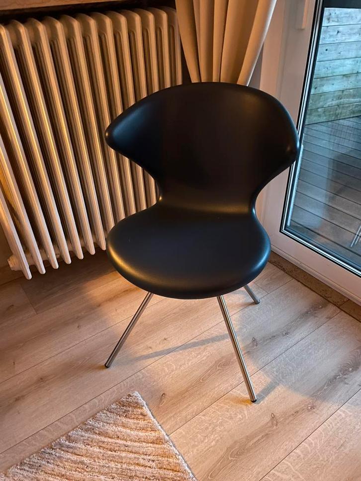 Design stoel soft touch van Tonan by Ballendat, Huis en Inrichting, Stoelen, Zo goed als nieuw, Ophalen