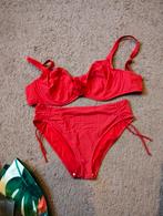 Rode bikini met witte stippen antigel, Kleding | Dames, Badmode en Zwemkleding, Ophalen, Zo goed als nieuw, Bikini, Rood