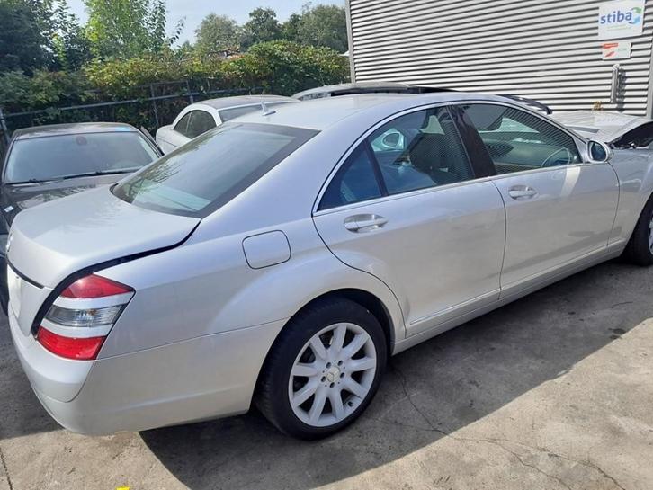 AANDRIJFAS RECHTS ACHTER ABS Mercedes-Benz S (W221), Auto-onderdelen, Remmen en Aandrijving, Mercedes-Benz, Gebruikt