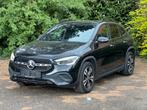 Mercedes GLA 200d Automaat panodak widescreen, Auto's, Mercedes-Benz, 4 cilinders, Zwart, Leder, 5 deurs