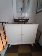 Oud kastje. Zonder de boot., Ophalen, Gebruikt, Overige houtsoorten