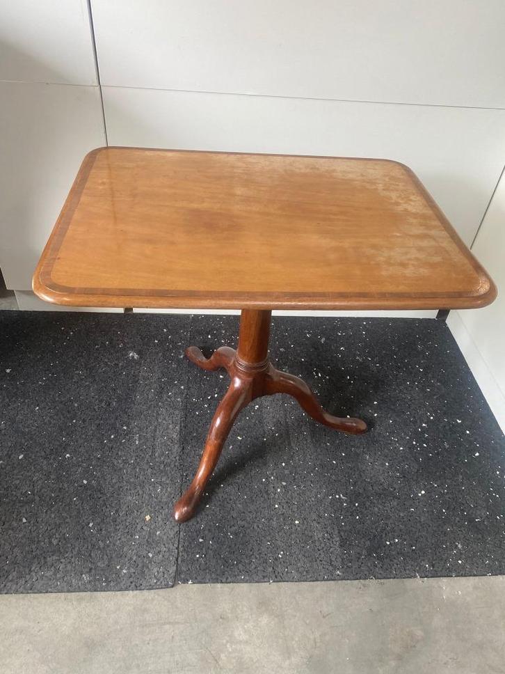 Antieke Engelse salontafel, begin 19de eeuw, mahonie, Antiek en Kunst, Antiek | Meubels | Kasten, Ophalen