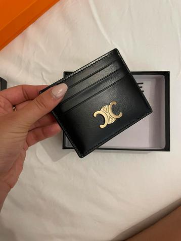 Porte-cartes Céline beschikbaar voor biedingen