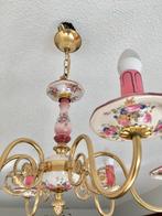 Roze porseleinen retro luster met bloemetjes, Ophalen