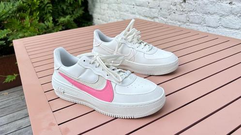 NIKE AIR MAX - Blanche et rose - neuve dans la boite   44,5, Kleding | Heren, Schoenen, Nieuw, Sneakers, Wit, Ophalen