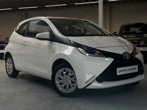 TOYOTA AYGO 1.0 VVT X-PLAY - Cruise/Bluetooth/*MAAR 59DZKM*, Auto's, Toyota, Bedrijf, Te koop, Aygo, ABS, Airbags, Bluetooth, Boordcomputer