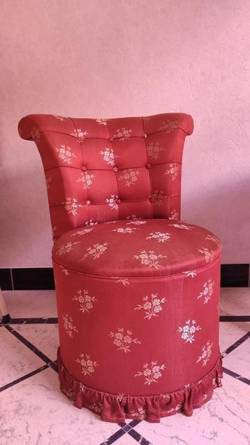 antiek gestoffeerde stoel boudoir  beschikbaar voor biedingen