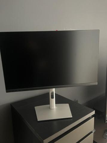 DELL C Series C2423H beschikbaar voor biedingen