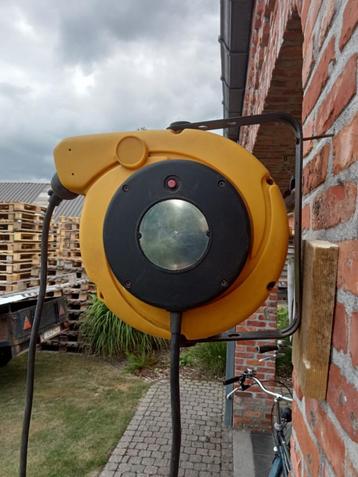 Elektrische kabel op rol,haspel beschikbaar voor biedingen