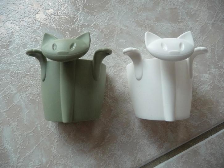 2 thee-infuser in de vorm van een kat, Maison & Meubles, Cuisine | Ustensiles de cuisine, Comme neuf, Enlèvement ou Envoi