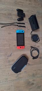 Nintendo Switch met tasje en zes games., Games en Spelcomputers, Ophalen of Verzenden, Zo goed als nieuw