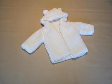 Baby jas met kap maat 56 beschikbaar voor biedingen