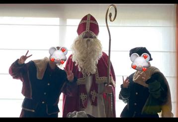 Sinterklaas kostum + pietenkostums te huur  beschikbaar voor biedingen
