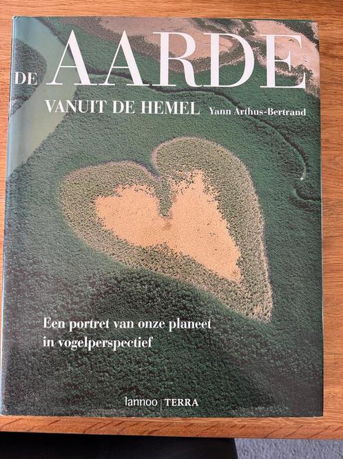 DE AARDE VANUIT DE HEMEL - Yann Arthus Bertrand, Boeken, Esoterie en Spiritualiteit, Zo goed als nieuw, Ophalen of Verzenden
