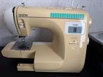 Naaimachine met voetpedaal, Hobby & Loisirs créatifs, Machines à coudre & Accessoires, Enlèvement, Utilisé, Machine à coudre, Brother