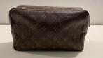 Louis Vuitton Trousse toiletry pochette, Comme neuf, Brun, Autres types, Enlèvement ou Envoi