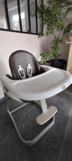 Chaise haute évolutive Chicco, Enfants & Bébés, Enlèvement, Comme neuf, Chaise évolutive, Ceinture(s)