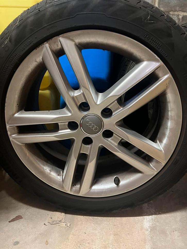 Vends pneus neufs sur jantes audi sline original, Auto-onderdelen, Banden en Velgen, Band(en), Overige, Overig, Ophalen
