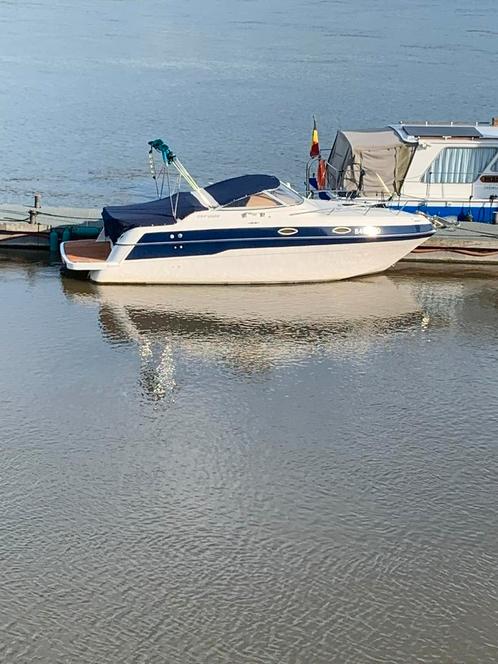 Zeer mooie Four winns 238, Watersport en Boten, Motorboten en Motorjachten, Zo goed als nieuw, Elektrisch, Ophalen
