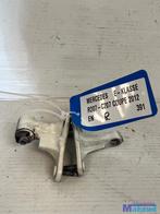 MERCEDES E klasse coupe C207 deur rechts scharnier 2009-2016, Mercedes-Benz AG, Mercedes-Benz, Utilisé, Mercedesstrasse 120
70372  Stuttgart, DE