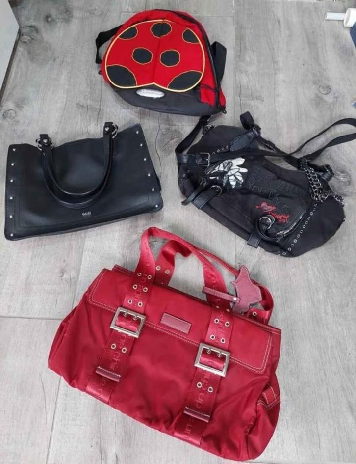 "Un Après-midi de Chien", "Desigual",  "Samsonite", "Gaudi"., Handtassen en Accessoires, Tassen | Damestassen, Zo goed als nieuw