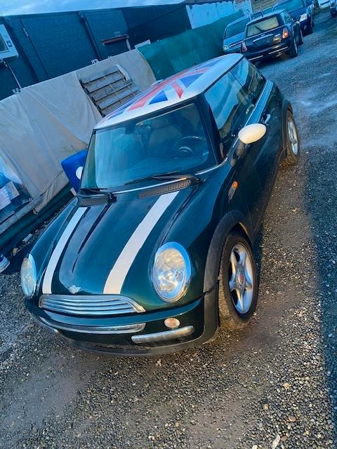 Mini Cooper 1.6 benzine Airco, Auto's, Mini, Particulier, Cooper, ABS, Adaptieve lichten, Airconditioning, Metaalkleur, USB, Verwarmde buitenspiegels